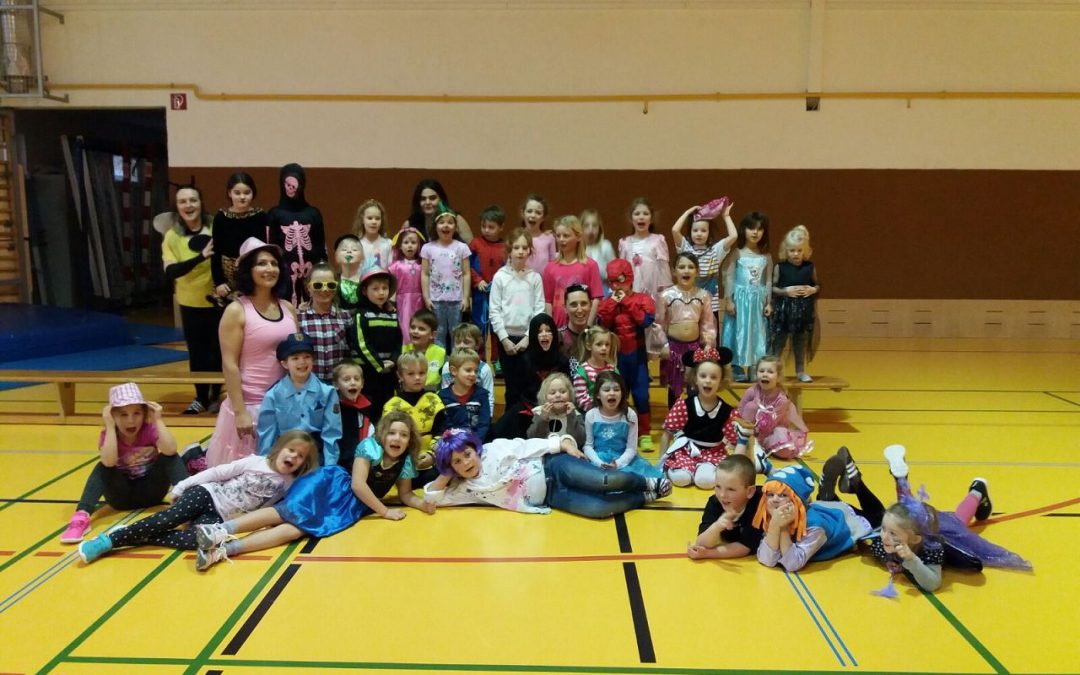 Fasching im Nachwuchstraining